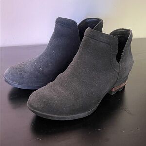 Sorel Black Ankle Booties